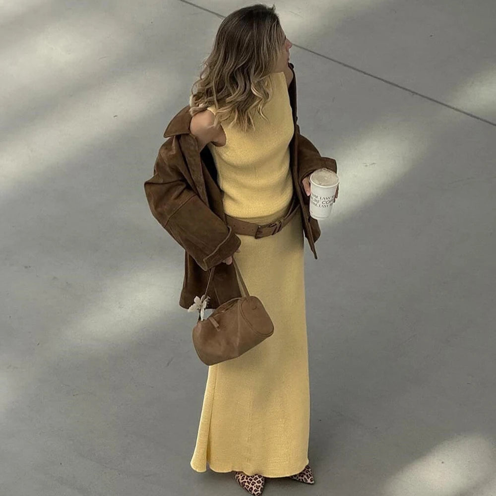 Conjunto Lunara - Elegância suave aquecida com estilo.