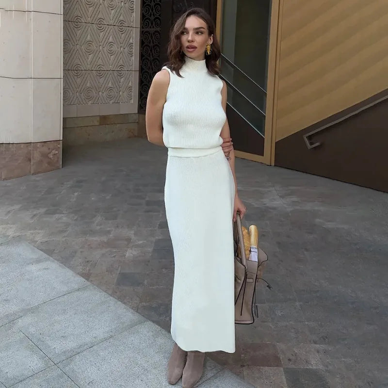 Conjunto Lunara - Elegância suave aquecida com estilo.