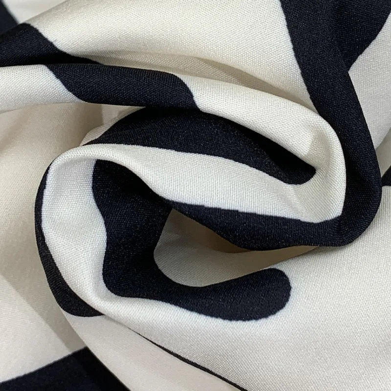 Macacão Zara – Sofisticação da Moda Europeia em Estampa Exclusiva