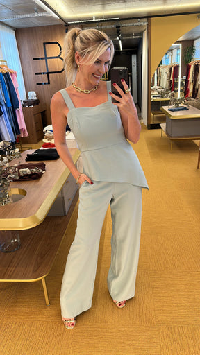 Conjunto alfaiataria verde Drika